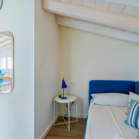 Penthouse Iseo Lake View - Free Wi-Fi And Private Parking Included Sale Marasino Exterior foto
