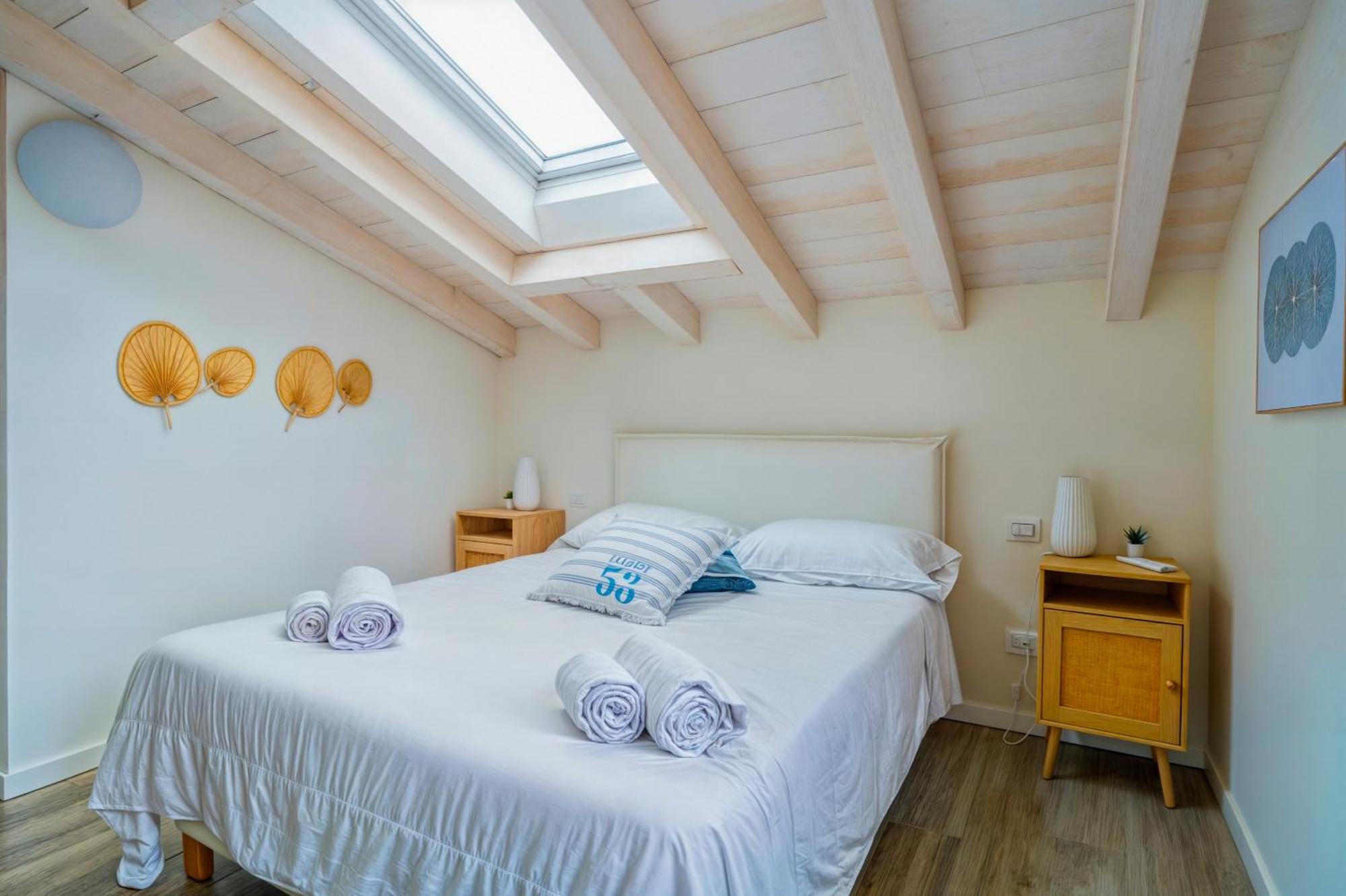 Apartment Penthouse Iseo View - Free Wi-fi And Private Parking Included Sale Marasino
