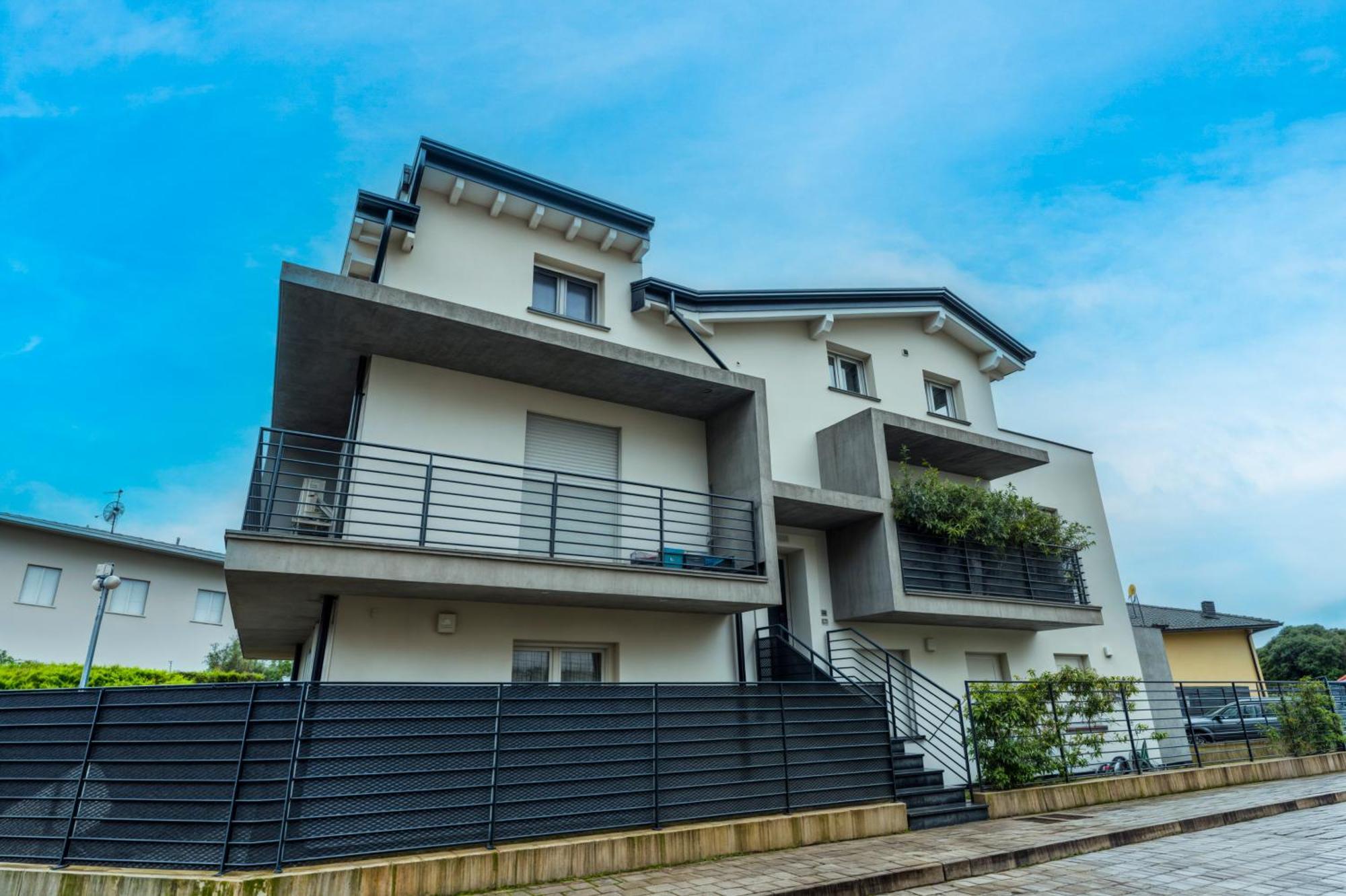 Penthouse Iseo View - Free Wi-fi And Private Parking Included